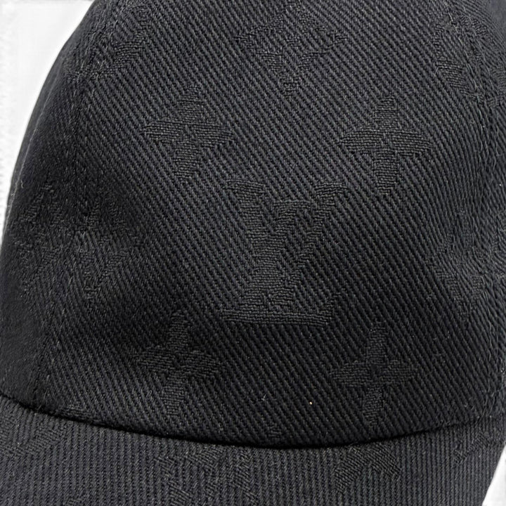Great LOUIS VUITTON cap cap monogram essential black cotton mens S M5381M