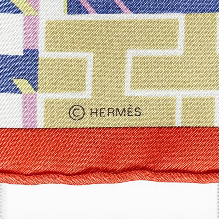 Pristine HERMES scarf Gavroche Hermès Horse Club Detail Multi silk Women