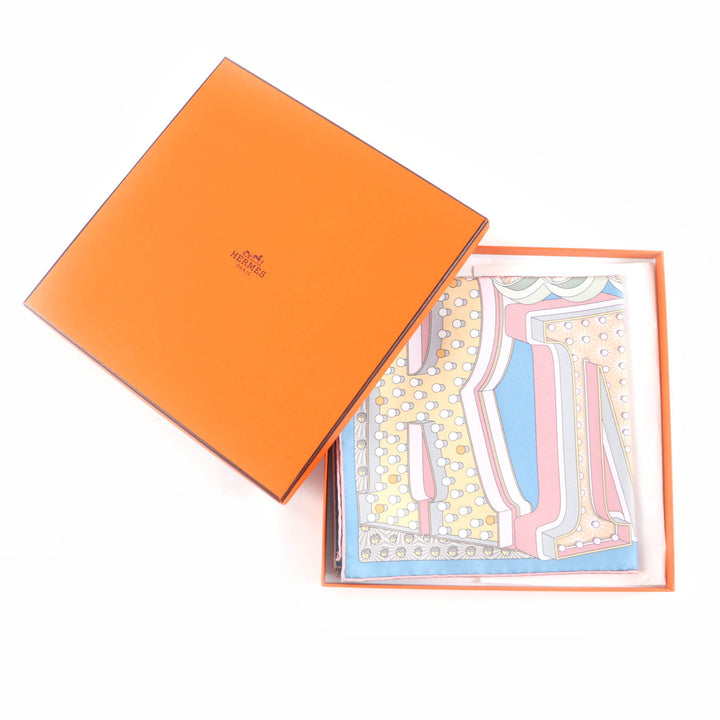 Pristine HERMES scarf HERMES ELECTRIQUE silk Women