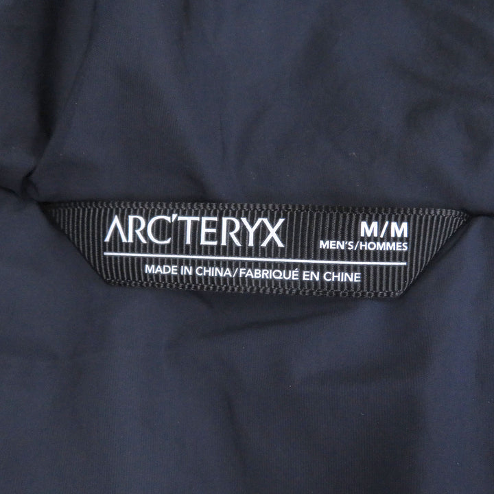 Great ARCTERYX Beta Insulated Jacket Logo embroidered padded jacket Navy