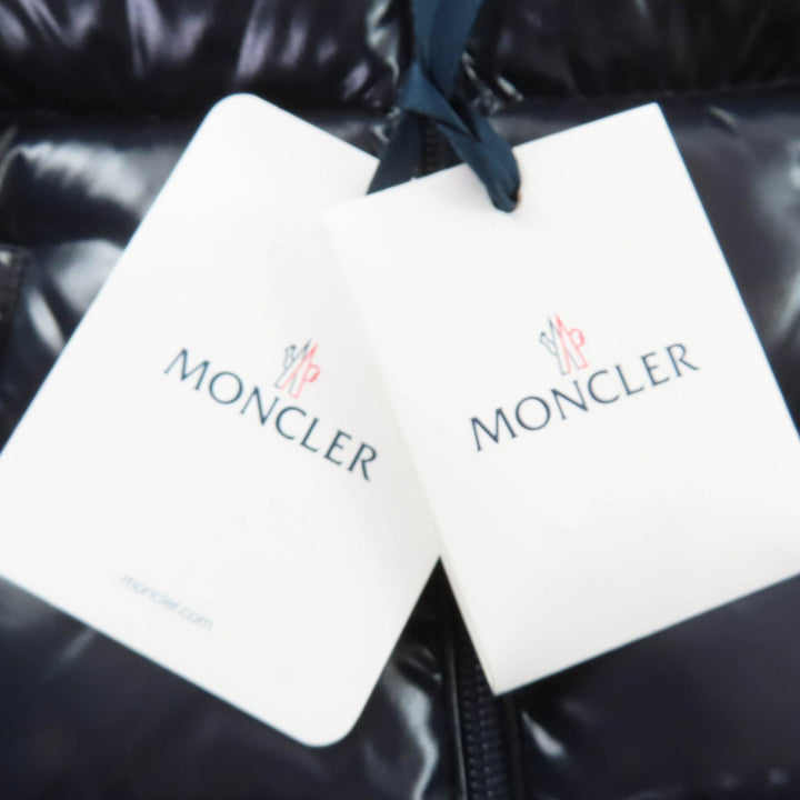 Pristine MONCLER Down jacket MAYA Logo patch and hood Navy Nylon Kids
