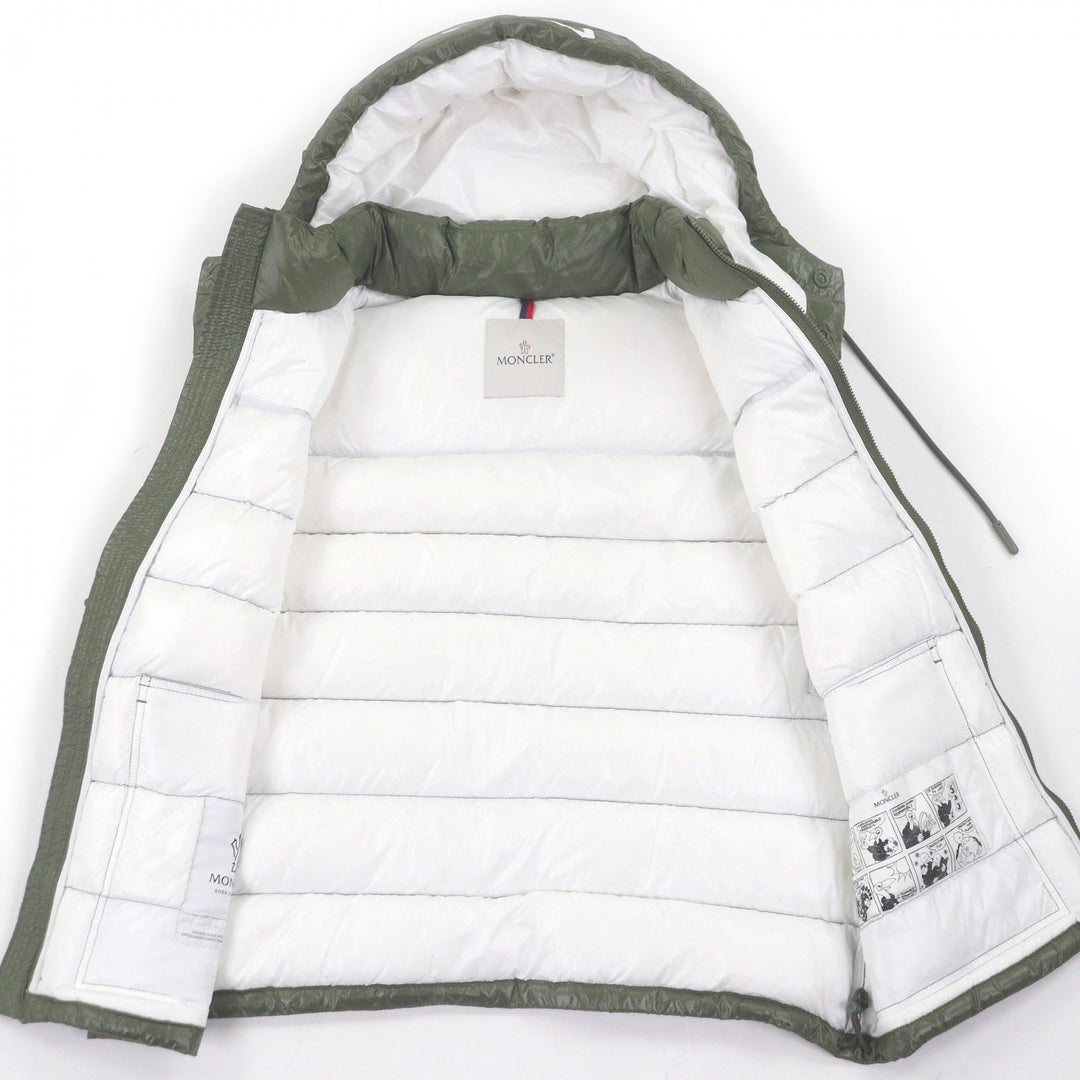 Great MONCLER Down vest GENICHI GILET BORN TO PROTECT Logo Patch