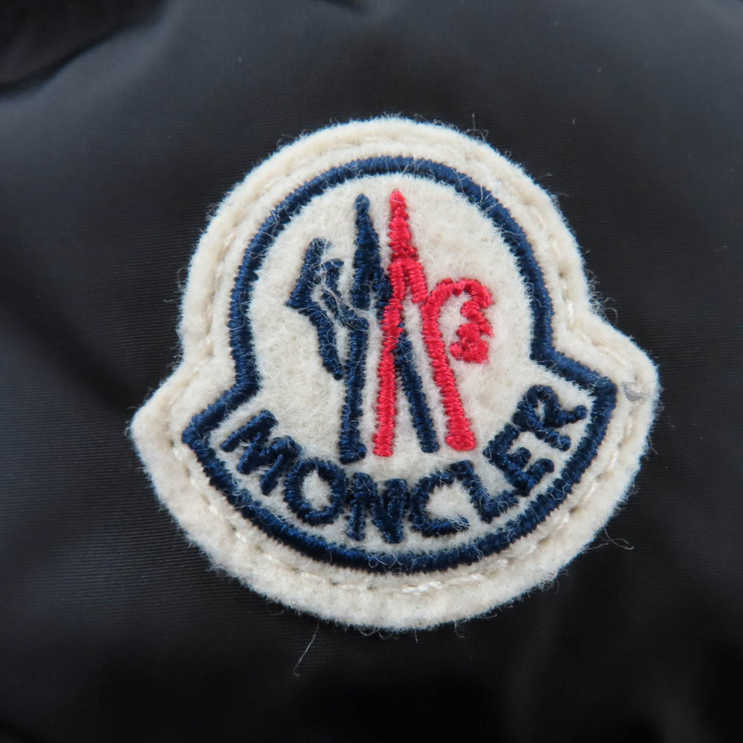 Great MONCLER down coat FLAMMETTE Logo patch and hood black Nylon Women 0