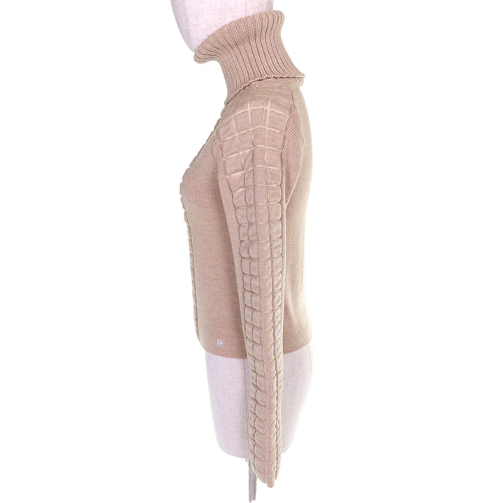 Great CHANEL COCO Mark Chocolate Bar Turtleneck Long-Sleeve Knit 38 00A P16507