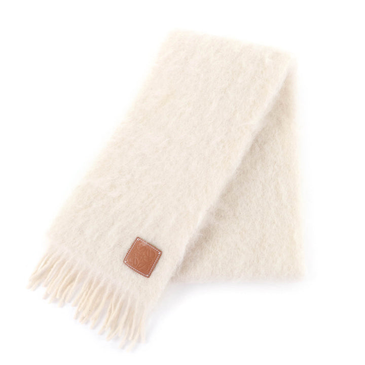 Excellent LOEWE Scarf Fringe with Anagram leather patch Ivory mohair 28003861