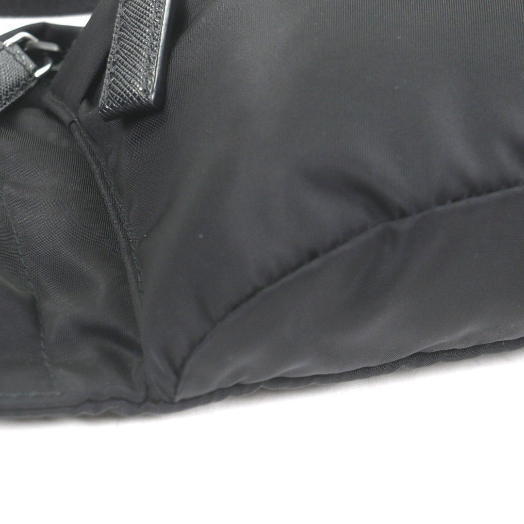 Great PRADA Sling bag Triangle Logo Triangle Plate Waist Pouch Shoulder Bag