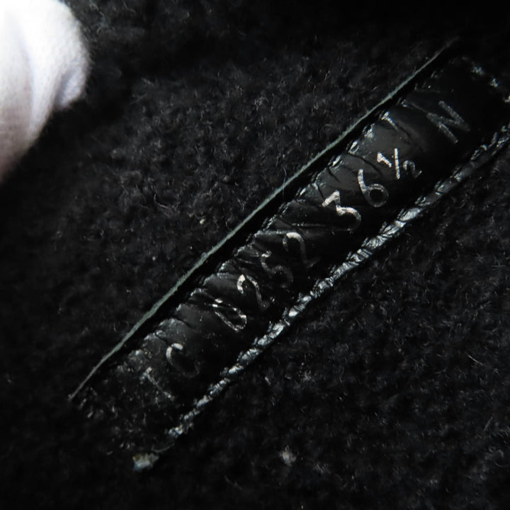 Great LOUIS VUITTON short boots LV logo shearling boots black Mouton Women 36.5