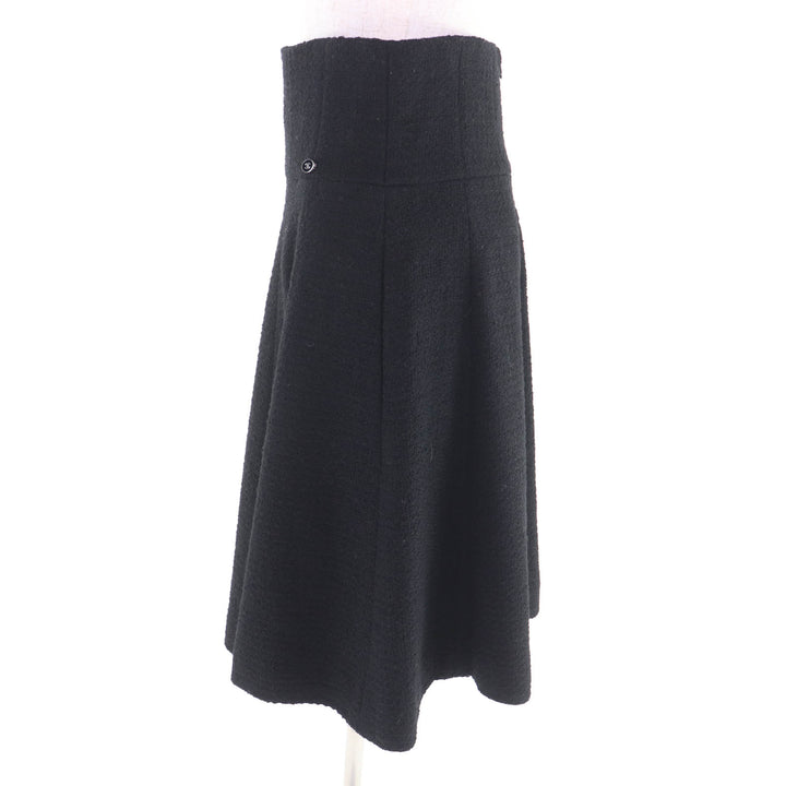 Excellent CHANEL flare skirt black wool Women 40 P50309