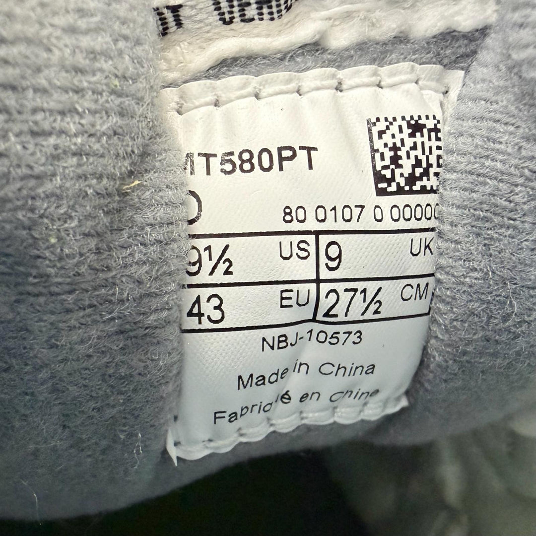 Discounted Pristine New Balance Stussy HECTIC UNDEFEATED Low cut sneakers