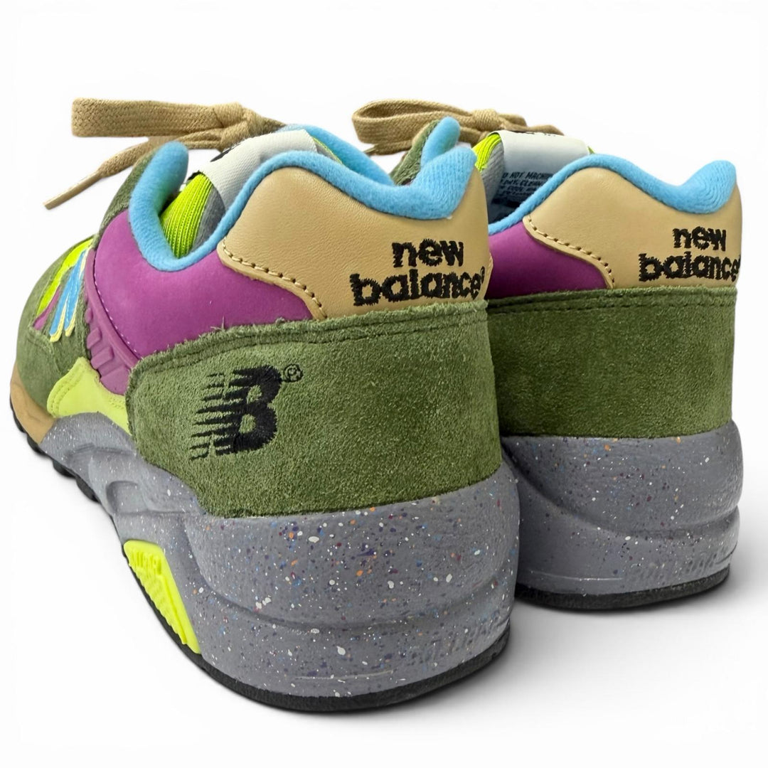 Discounted Pristine New Balance Stussy HECTIC UNDEFEATED Low cut sneakers