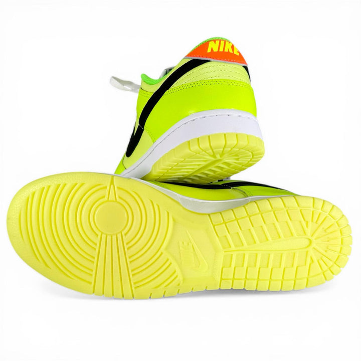 Pristine NIKE Low cut sneakers DUNK LOW SE VOLT leather mens 29cm FJ4610-702