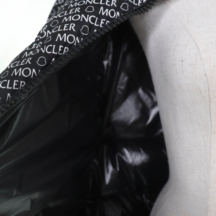 Pristine MONCLER Down jacket MAIRE Logo patch,all-over logo print. black Women 3