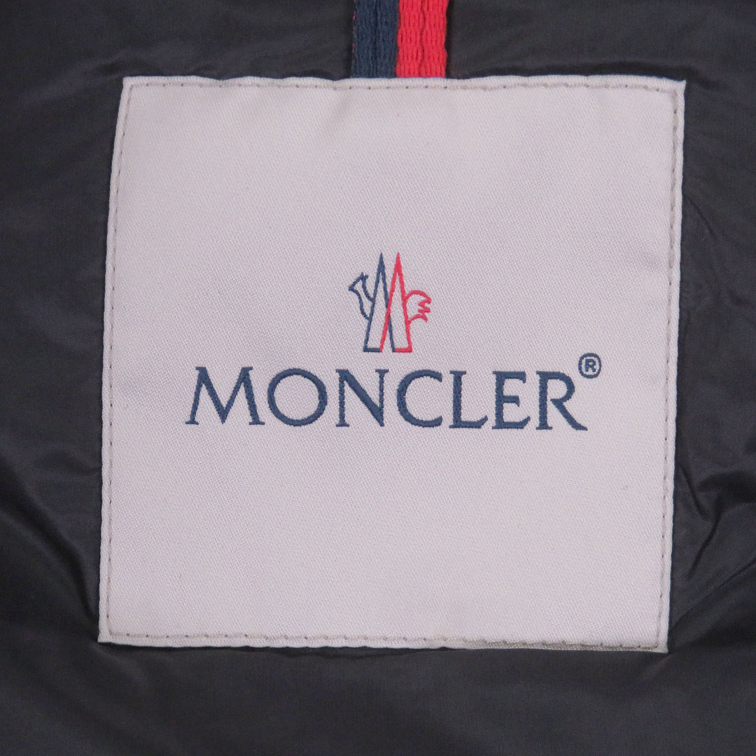 Excellent MONCLER Down jacket FRIOLAND Logo rubber patch, all-over logo pattern
