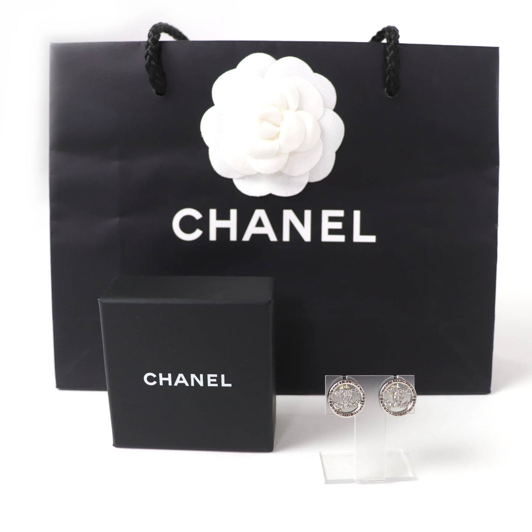 Excellent CHANEL Pierce COCO Mark rhinestone circle Silver metal AB9068 A22A