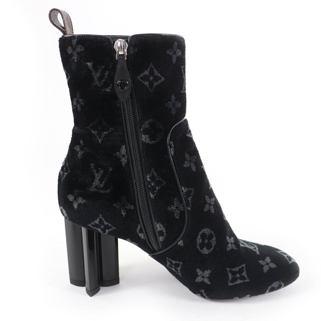 Excellent LOUIS VUITTON short boots Silhouette Line Monogram Velour black 37.5