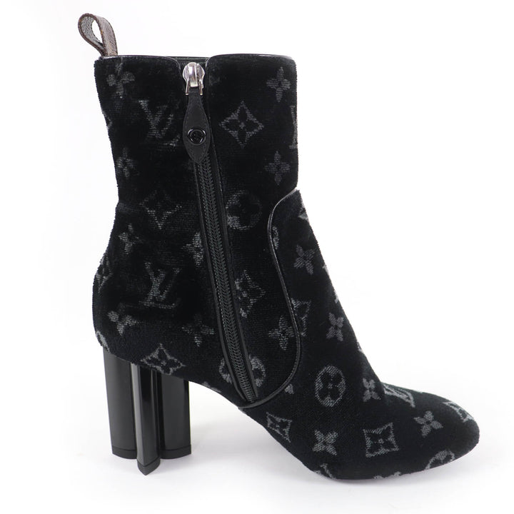 Excellent LOUIS VUITTON short boots Silhouette Line Monogram Velour black 37.5