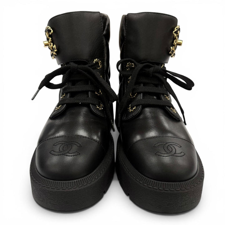 Excellent CHANEL boots Matelassé ChainCOCO Mark Turnlock Leather 34 G45923