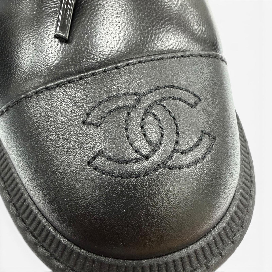 Excellent CHANEL boots Matelassé ChainCOCO Mark Turnlock Leather 34 G45923