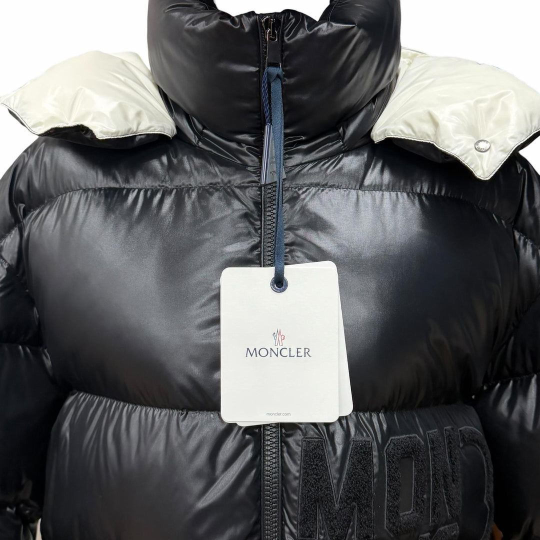 Pristine MONCLER Down jacket ABBAYE Front logo Hooded ZIP UP black Nylon Women 3