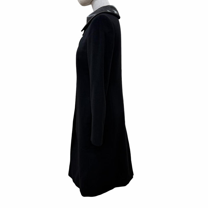Great GUCCI coat Leather accents, concealed placket, long length black wool 38