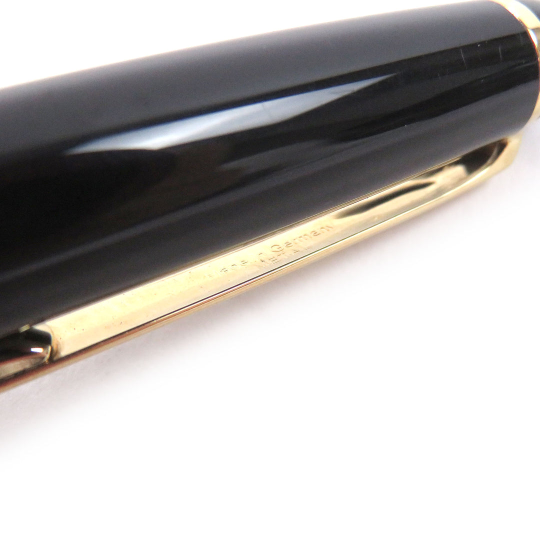 Excellent MONTBLANC Ballpoint pen Meisterstück Classic black ー mens