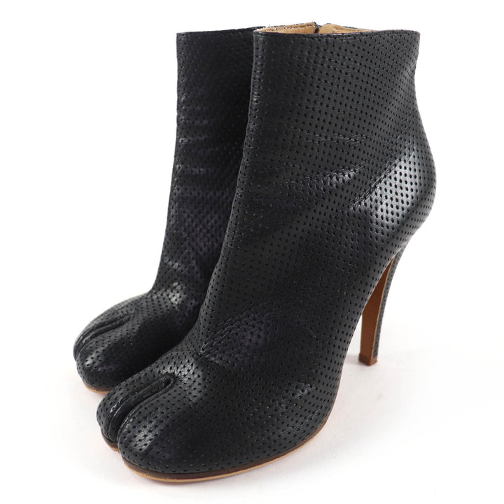 Excellent Maison Margiela 22 Ankle boots Tabi Perforated Leather Short Boots 37