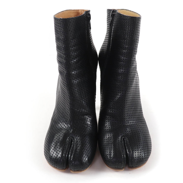 Excellent Maison Margiela 22 Ankle boots Tabi Perforated Leather Short Boots 37