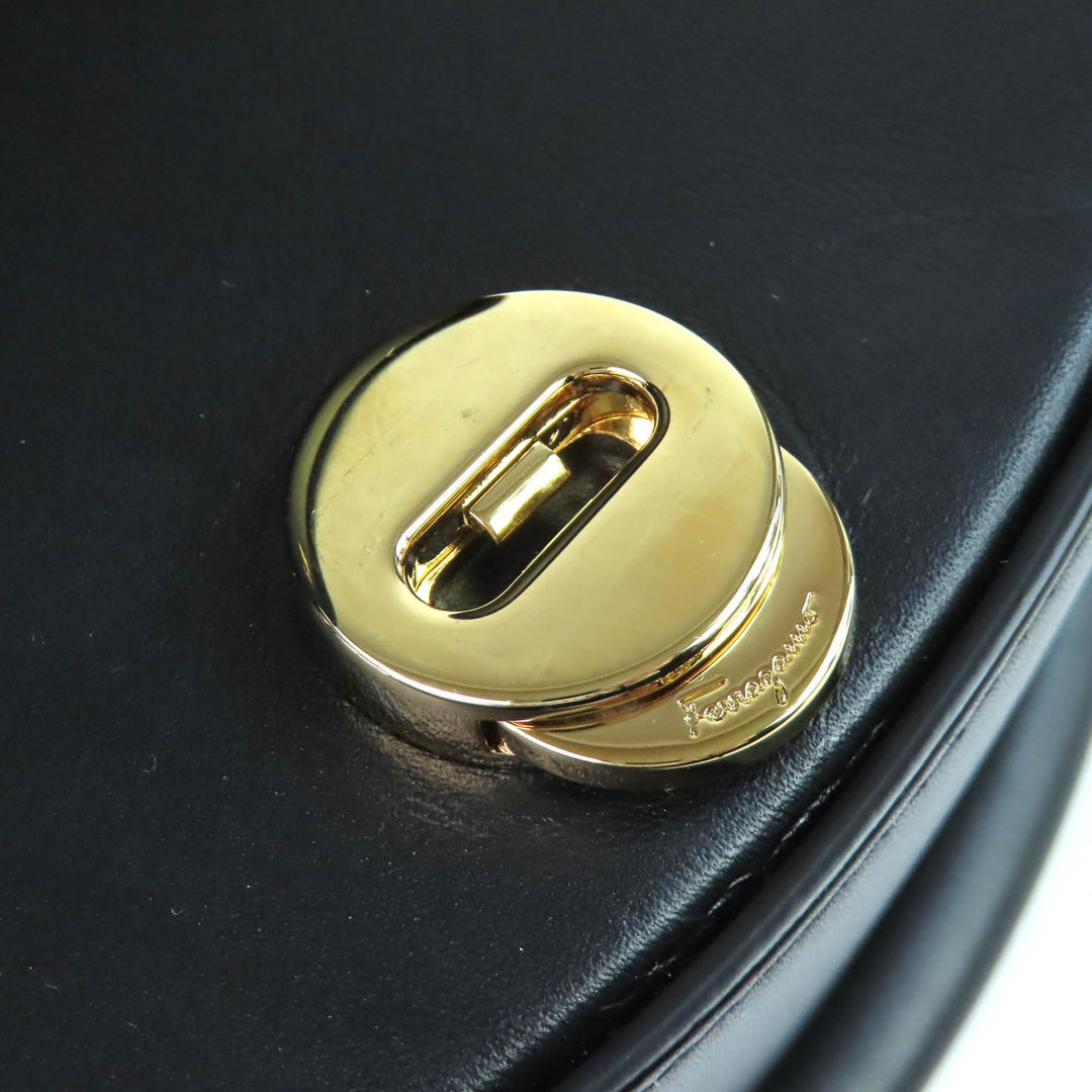 Great Salvatore Ferragamo Shoulder Bag AURA Gancini 2WAY Leather Handbag 212748