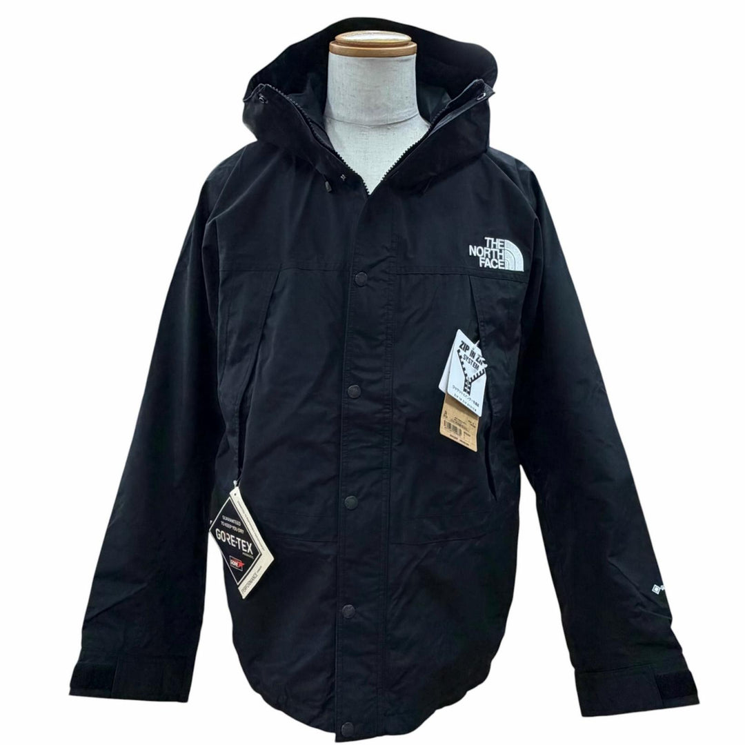 Pristine THE NORTH FACE mountain hoodie Mountain Light Jacket black L NP62550