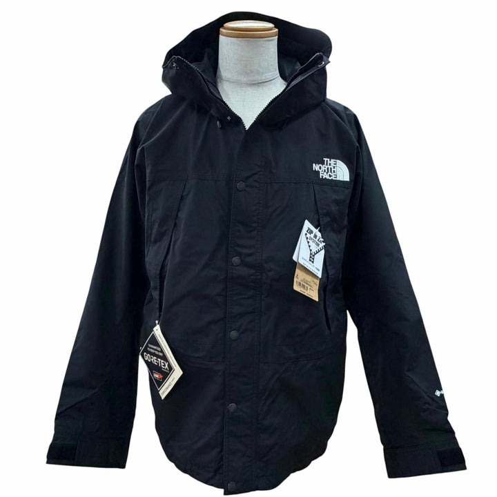 Pristine THE NORTH FACE mountain hoodie Mountain Light Jacket black L NP62550