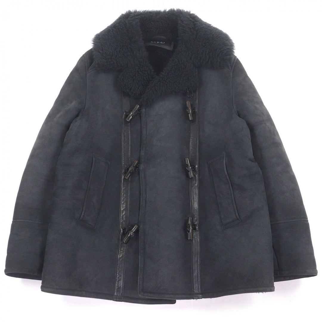 Great GUCCI Mouton coat Toggle button black sheep fur mens