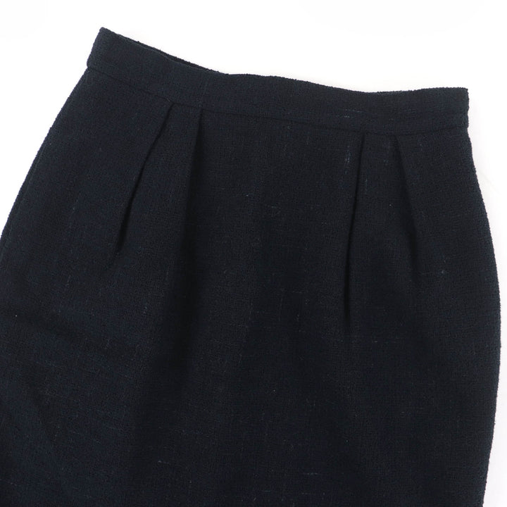 Great CHANEL Tight Skirt COCO Button Hem Design black Women 40 09P P34946V22979