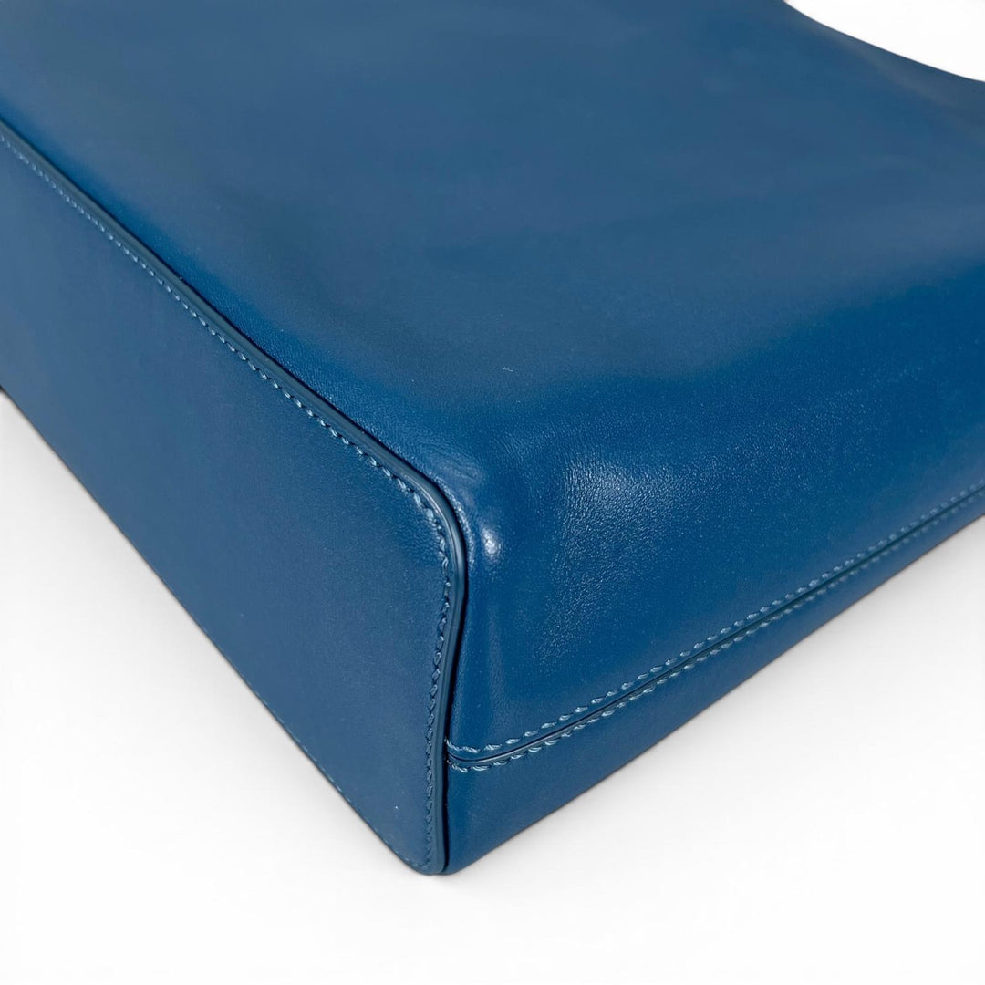 Excellent AESTHER EKME Shoulder Bag DEMI LUNE Asymmetrical Leather blue Women