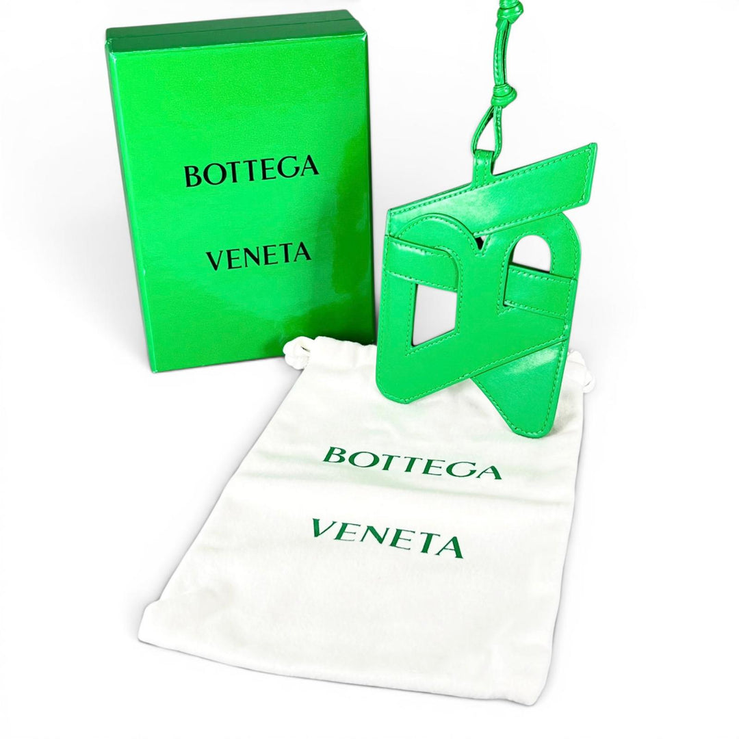 Excellent BOTTEGAVENETA Mobile phone accessories Cutout BV Phone Sleeve green