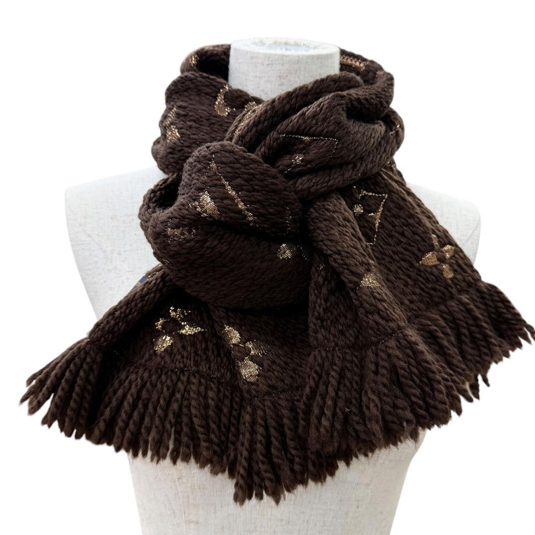 Great LOUIS VUITTON Scarf Escalp Logo Mania Shine Monogram fringe wool M71383