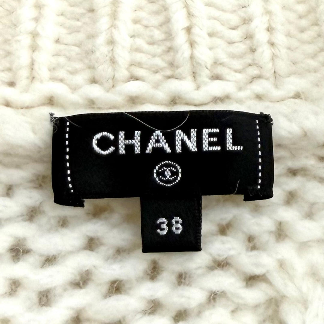 Excellent CHANEL cardigan off white wool Women 38 P71443