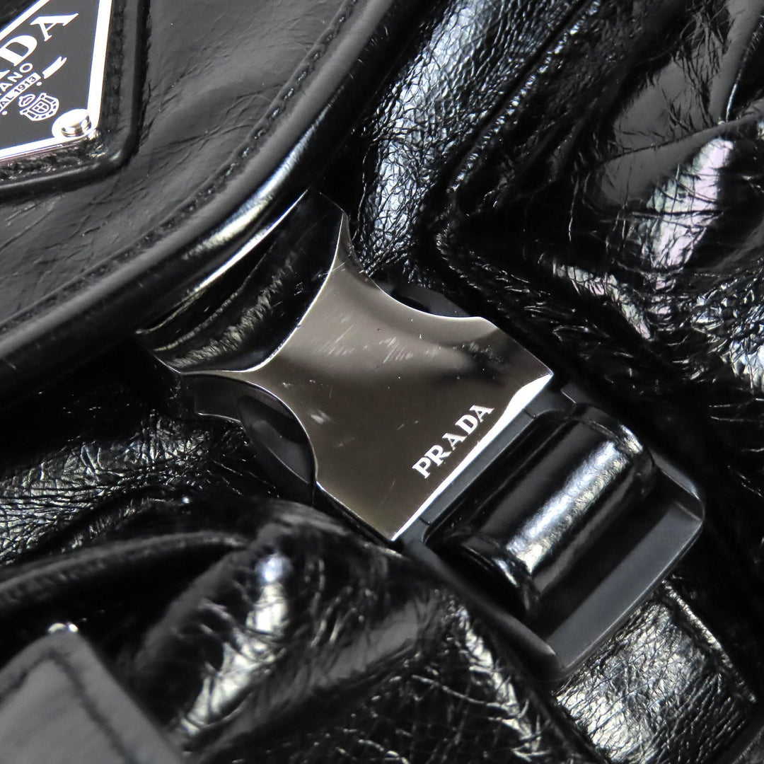 Great PRADA Sling bag Triangle Logo Leather Shoulder Bag black mens 2VH174