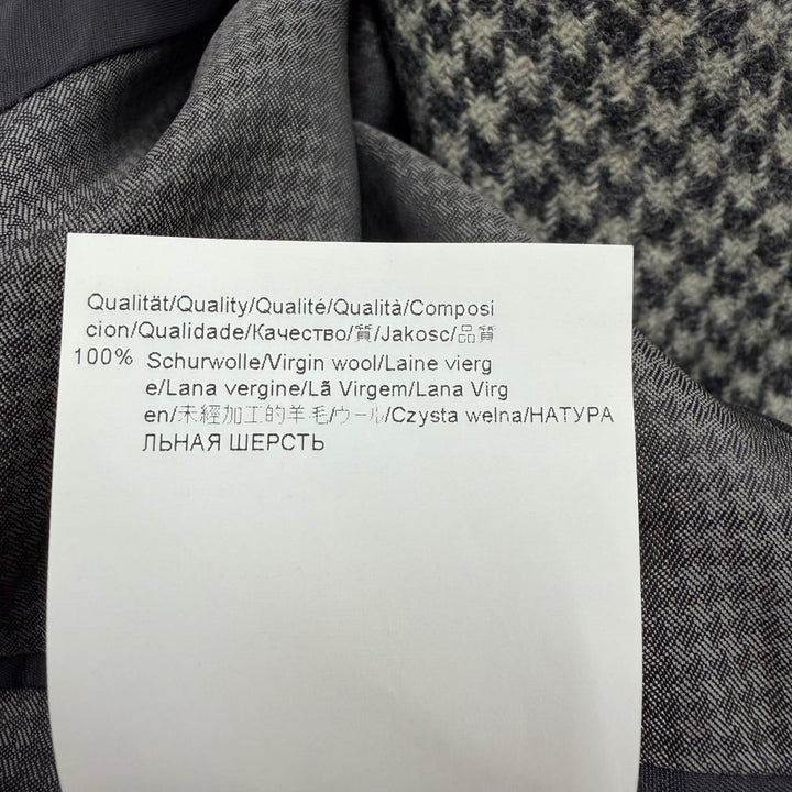 Excellent HUGO BOSS coat Tweed houndstooth pattern with logo Gray wool mens 46