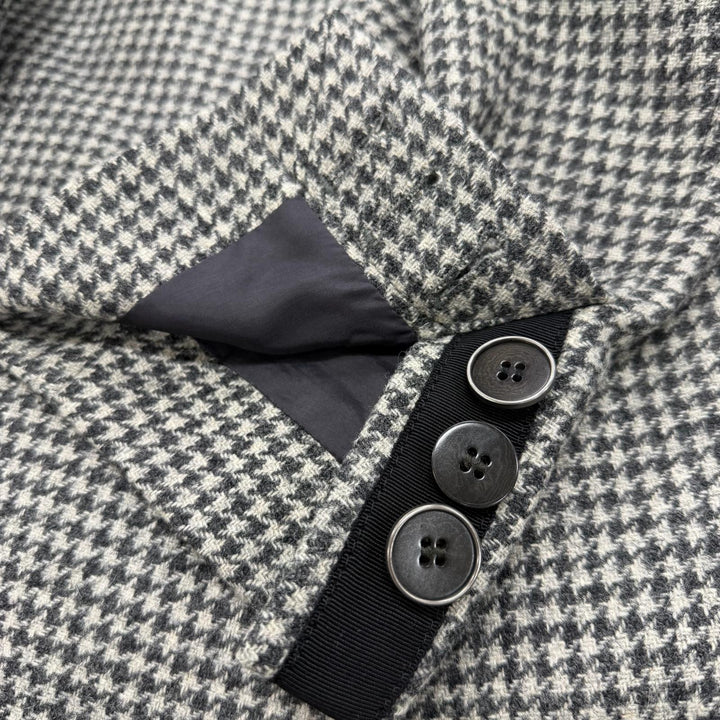 Excellent HUGO BOSS coat Tweed houndstooth pattern with logo Gray wool mens 46