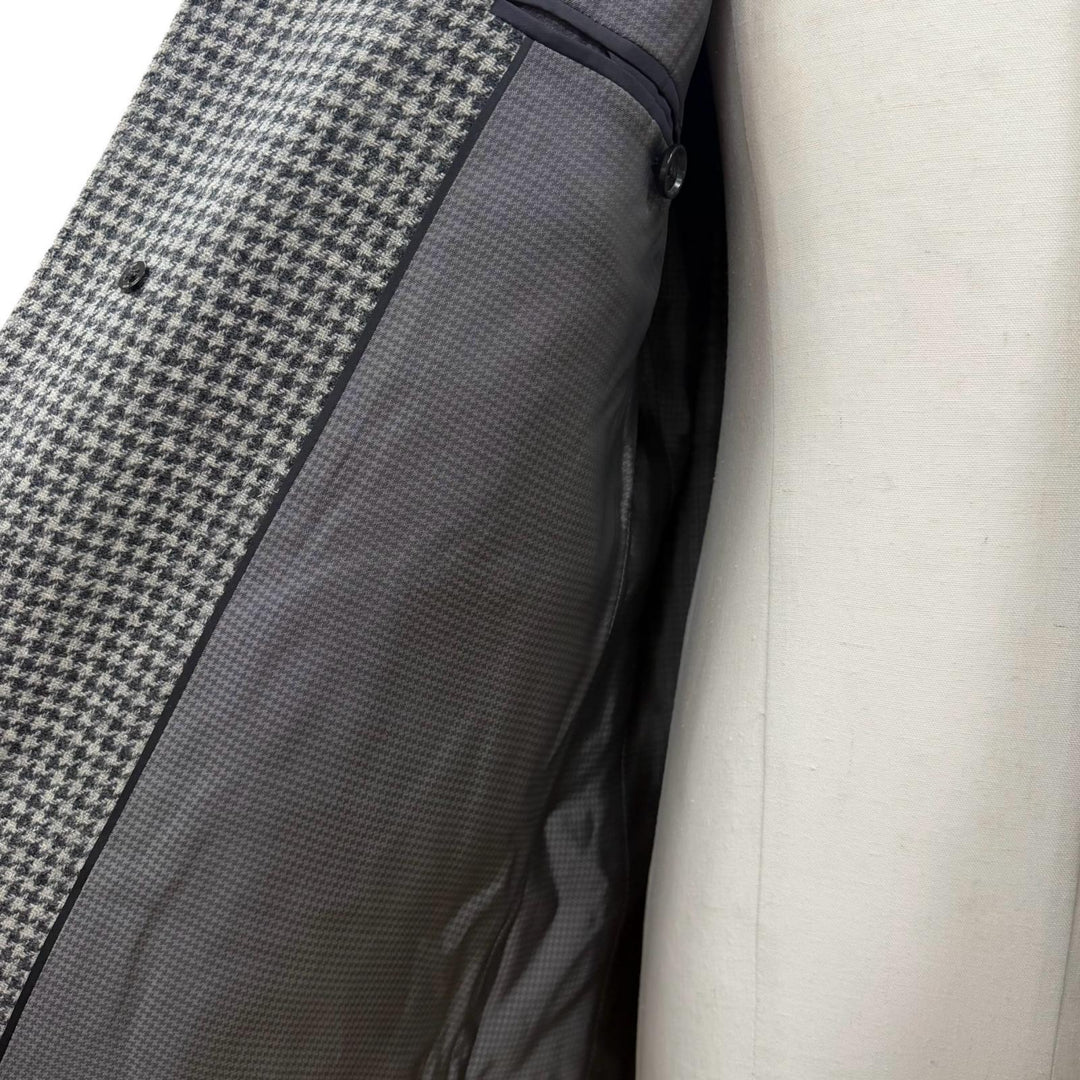 Excellent HUGO BOSS coat Tweed houndstooth pattern with logo Gray wool mens 46
