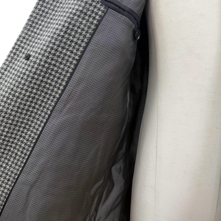 Excellent HUGO BOSS coat Tweed houndstooth pattern with logo Gray wool mens 46