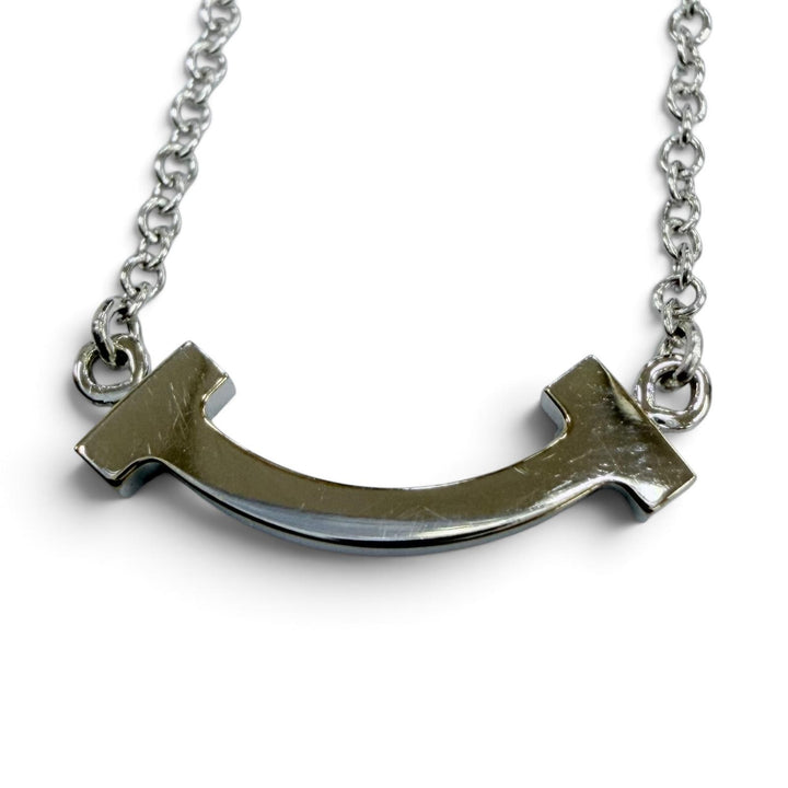 Great TIFFANY&Co. Necklace Smile Pendant Mini White gold AU750 Women