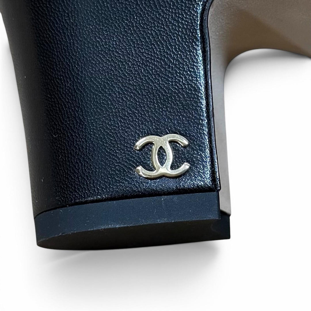 Excellent CHANEL pumps COCO MarkMetal Slingback Strap Leather 35.5 G31318