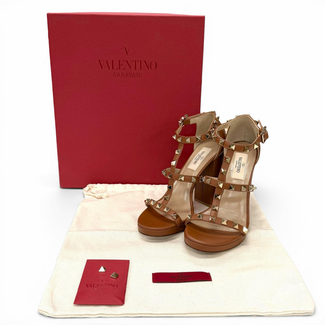 Excellent Valentino Garavani Sandals Brown leather Women 35 TW2S0T65