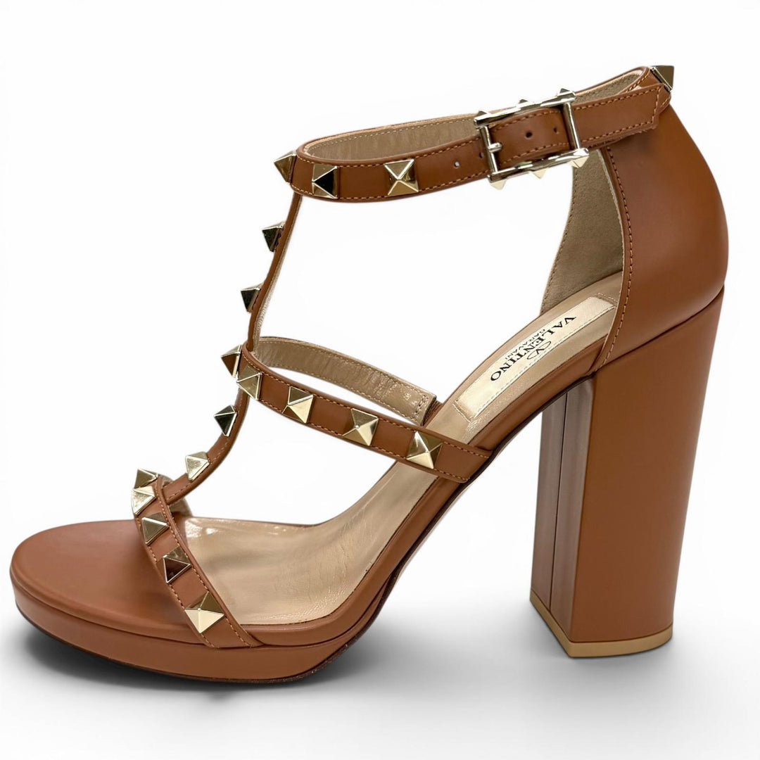 Excellent Valentino Garavani Sandals Brown leather Women 35 TW2S0T65
