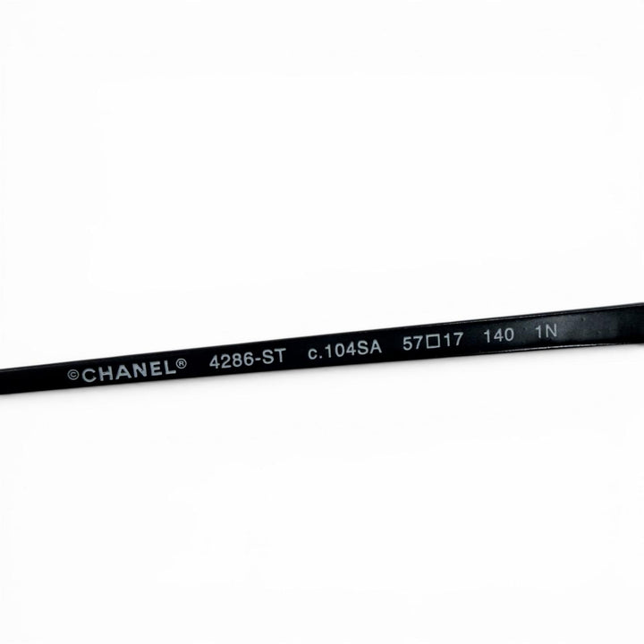 Very Good CHANEL sunglasses COCO Mark Cat's Eye Two-Point Rimless Shape 4286-ST