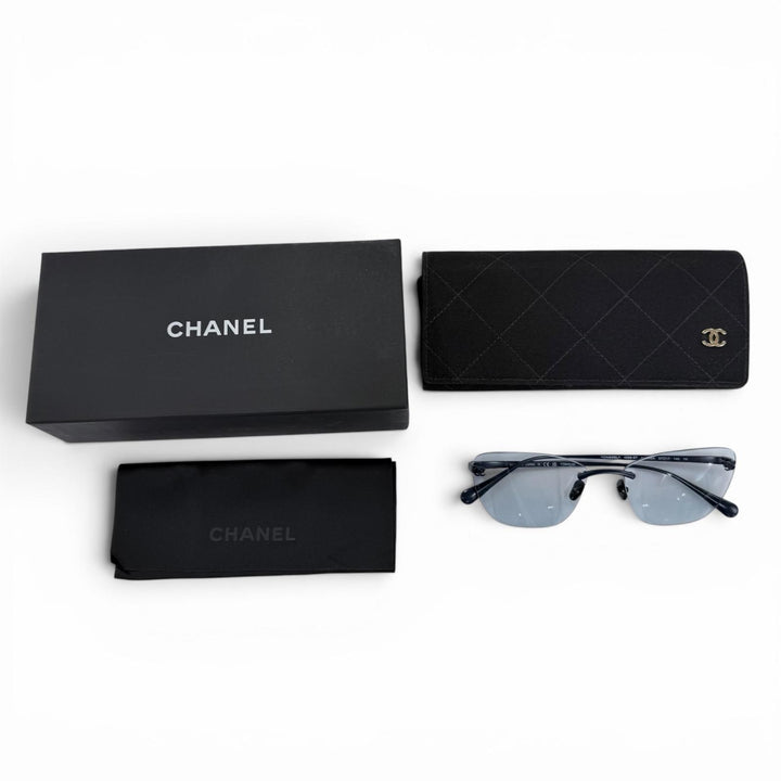 Very Good CHANEL sunglasses COCO Mark Cat's Eye Two-Point Rimless Shape 4286-ST