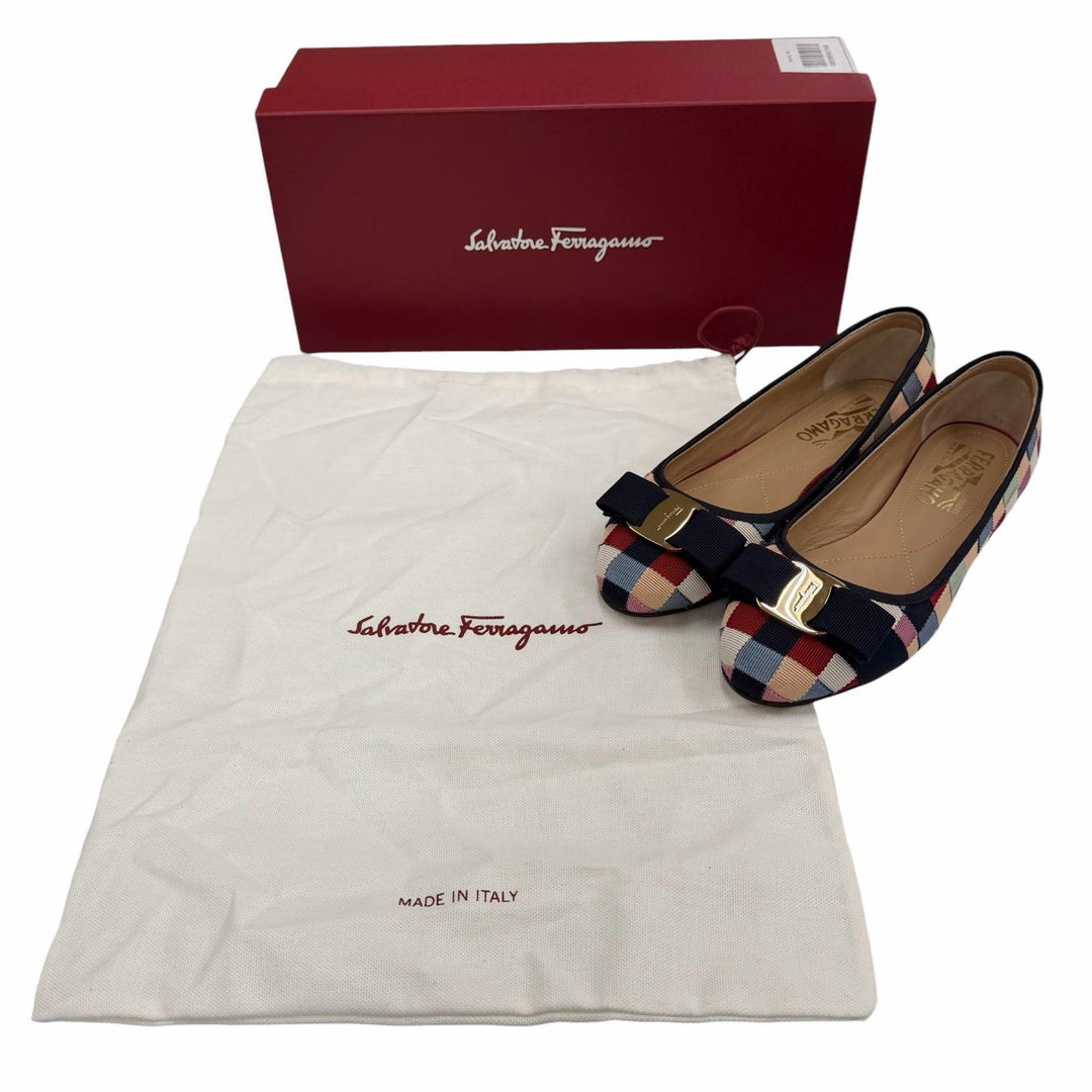 Excellent Salvatore Ferragamo pumps VARINA multicolor Suede leather Women