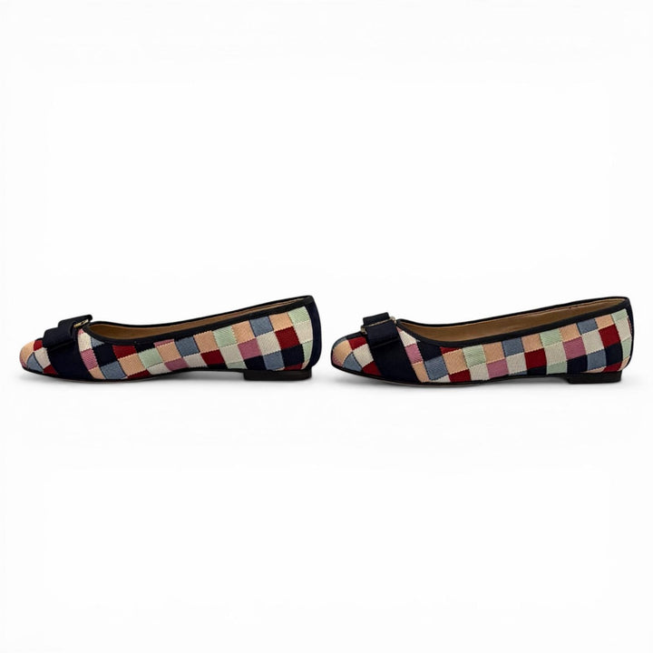 Excellent Salvatore Ferragamo pumps VARINA multicolor Suede leather Women