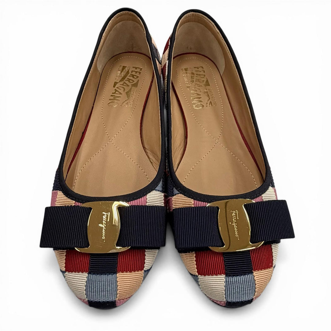 Excellent Salvatore Ferragamo pumps VARINA multicolor Suede leather Women